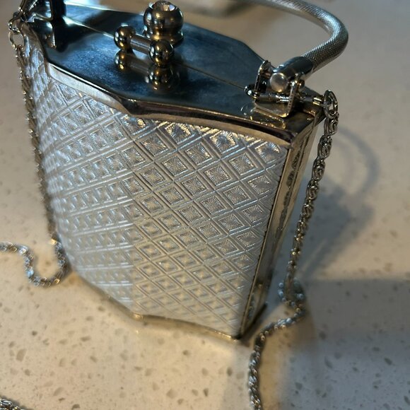 Vintage Silver Hard case evening Bag, - Picture 6 of 6
